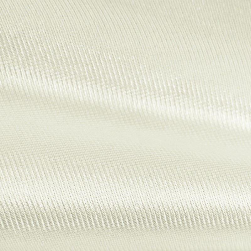 Satin ivoire au rouleau