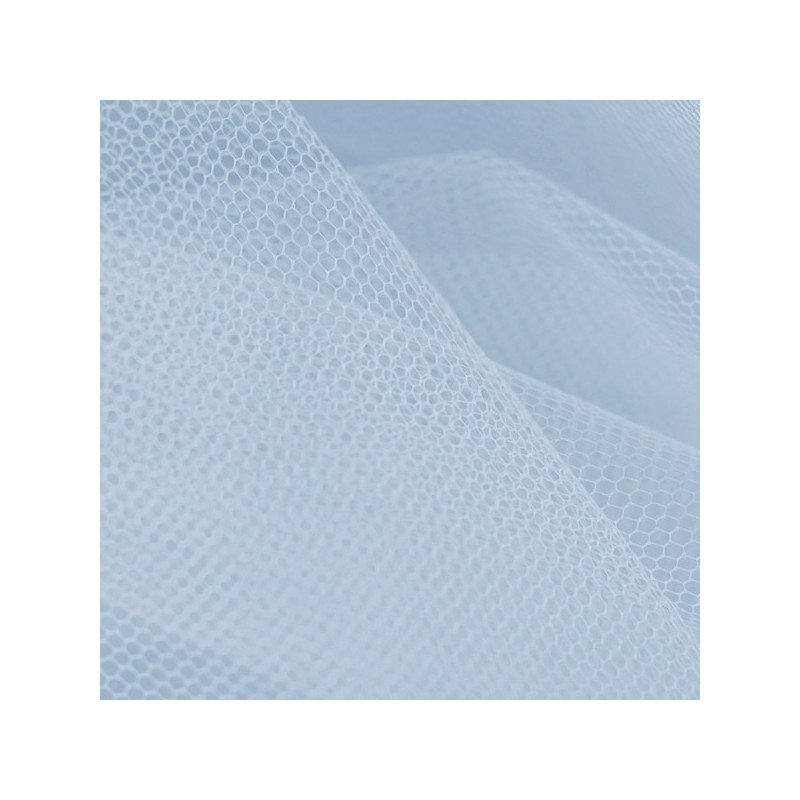 Tulle couleur bleu ciel au rouleau